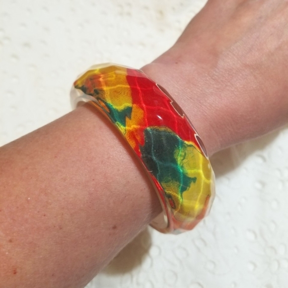 Vintage Jewelry - VTG Heavy Lucite MOD Bangle Bracelet